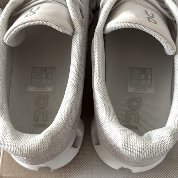 On Cloud 5 Pearl Womens Running Shoe - Picture 6 of 10